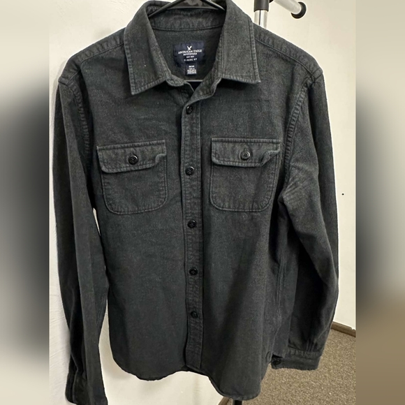 American eagle button up - Picture 3 of 3